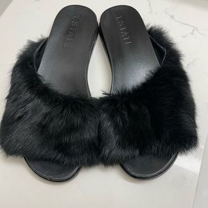 Faux fur slippers. Size 8.5